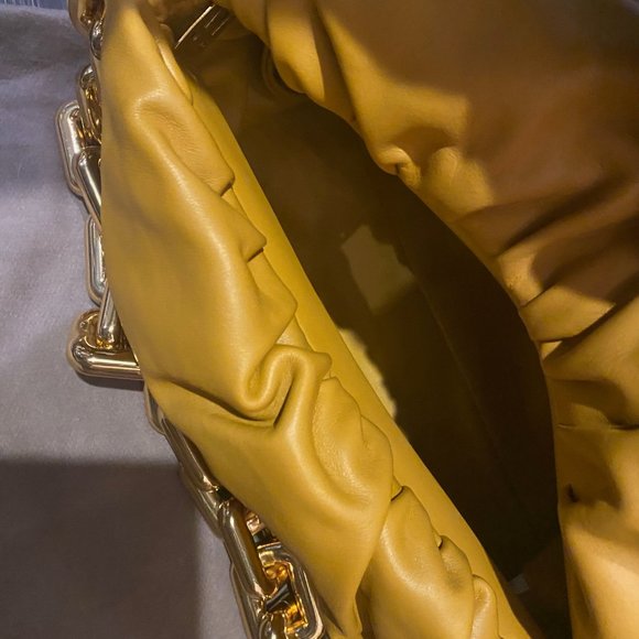 New Bottega Veneta Ocra Chain Pouch Bag - Picture 6 of 7